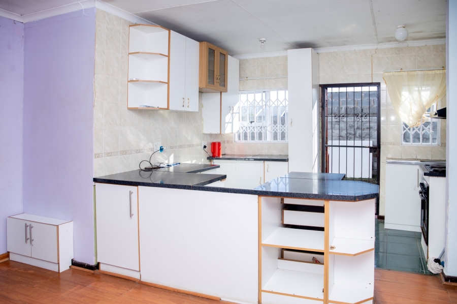 3 Bedroom Property for Sale in Sunnyridge Eastern Cape